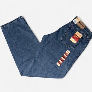 Wranglers Men Relaxed Fit Jeans Size 33x34. NWT!